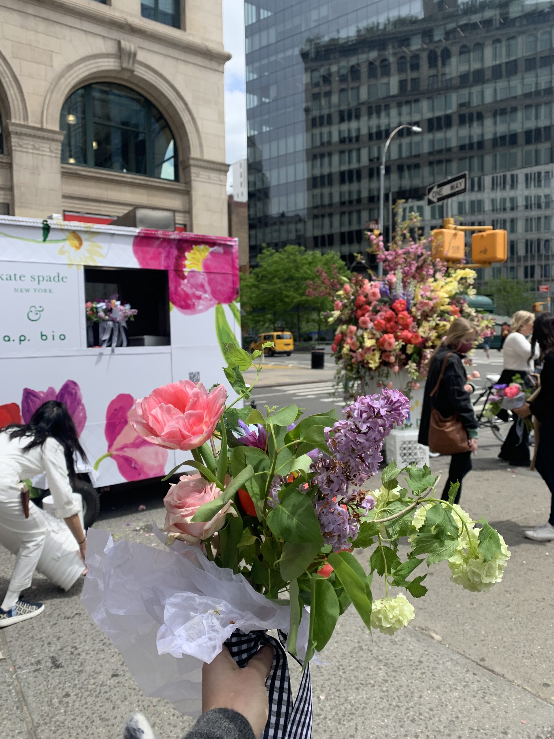 Kate Spade Mother's Day Experiential Marketing Activation