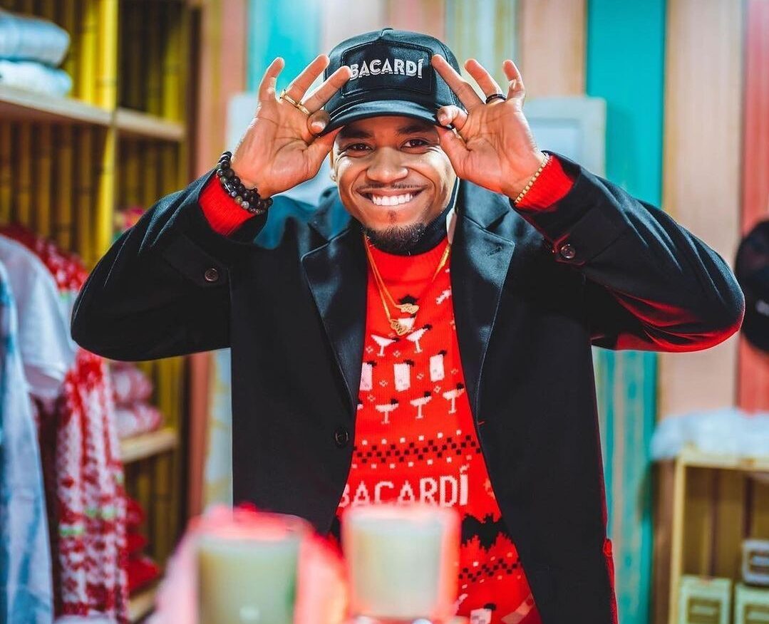 Mack Wilds Holiday-Themed Pop-Up