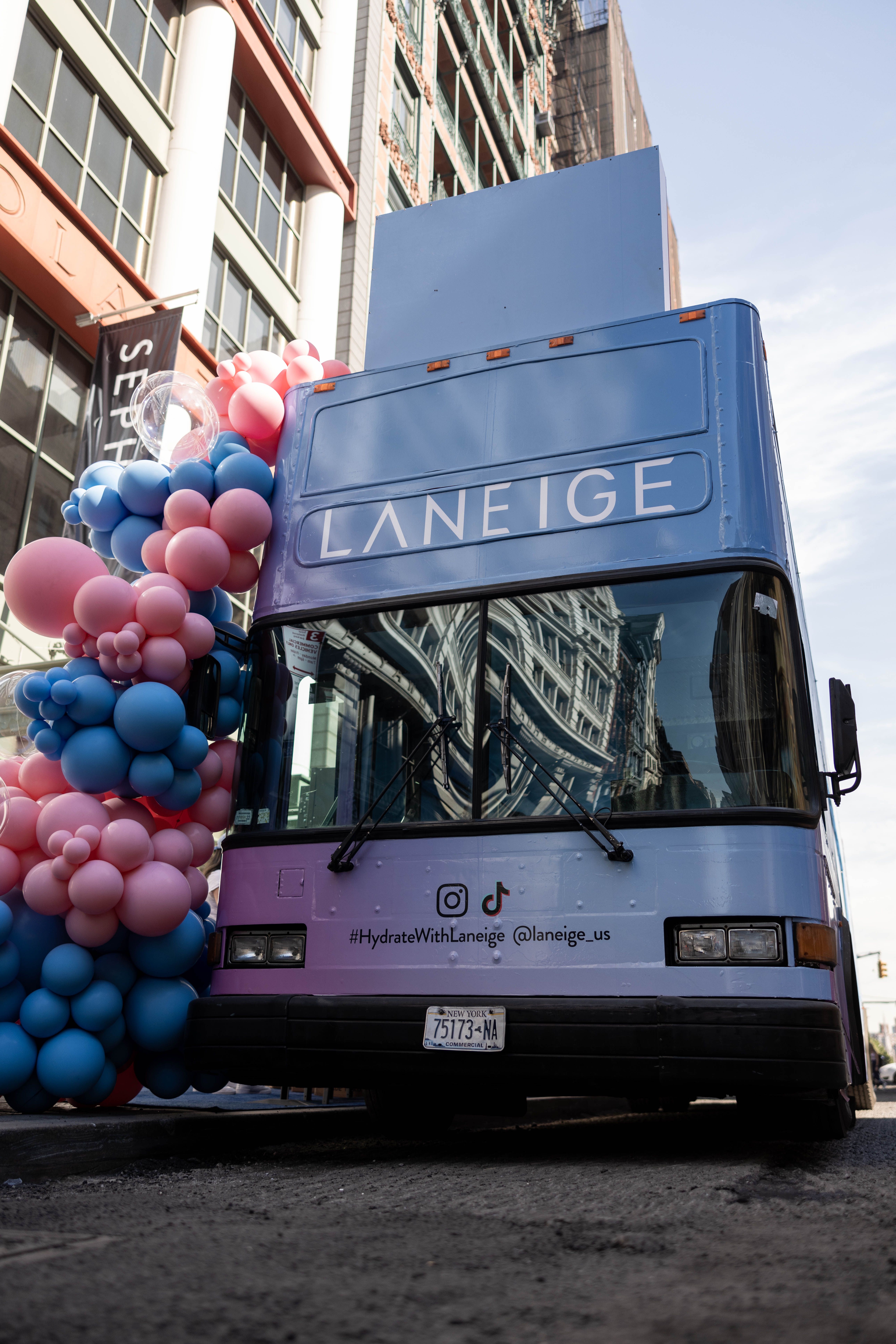 laneige-double-decker-bus-2 Laneige double decker bus.