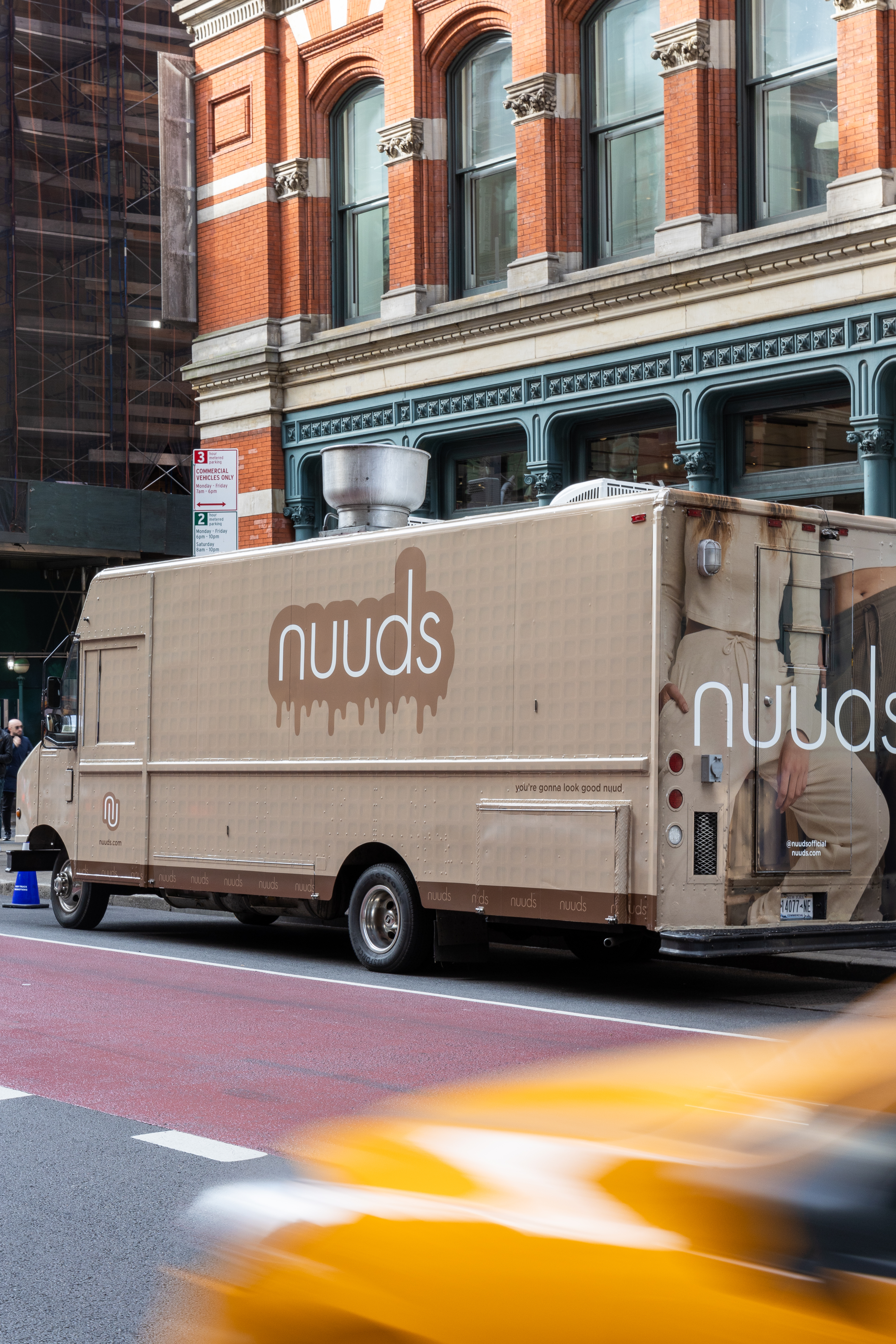 Nuuds Branded Food Truck
