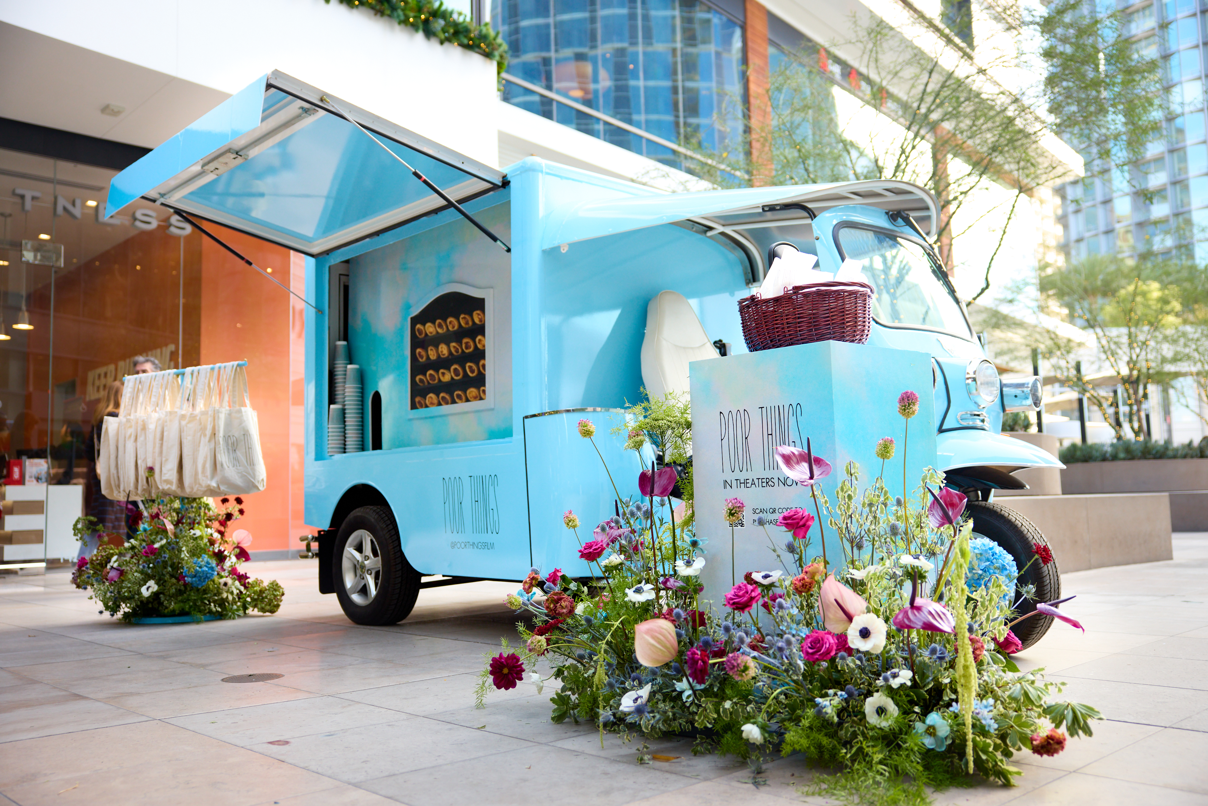 Poor Things Pop Up LA