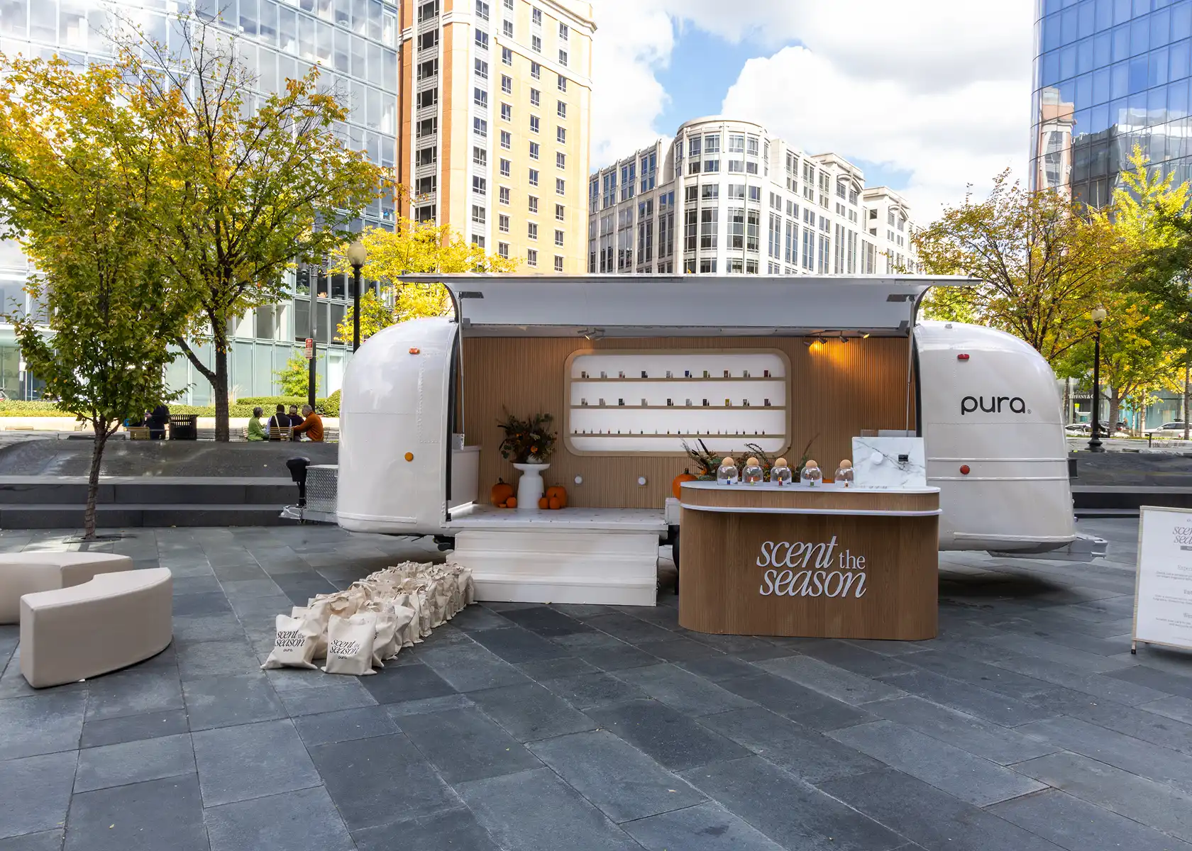 The Wow Factor: Event Marketing Vehicles that Will Get Your Brand Noticed Now