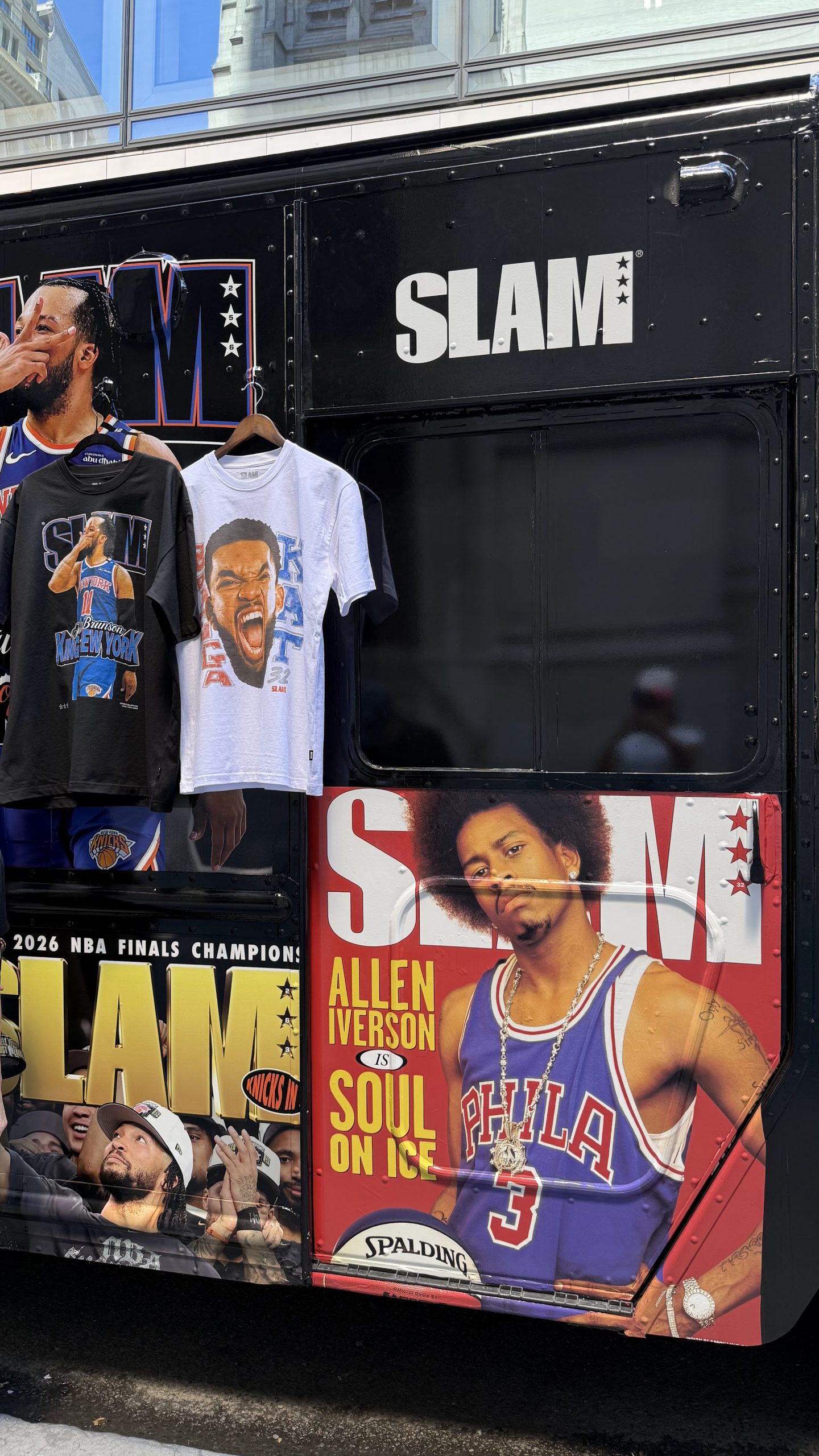 SLAM - BASKETBALL TRUCK - MERCH TRUCK