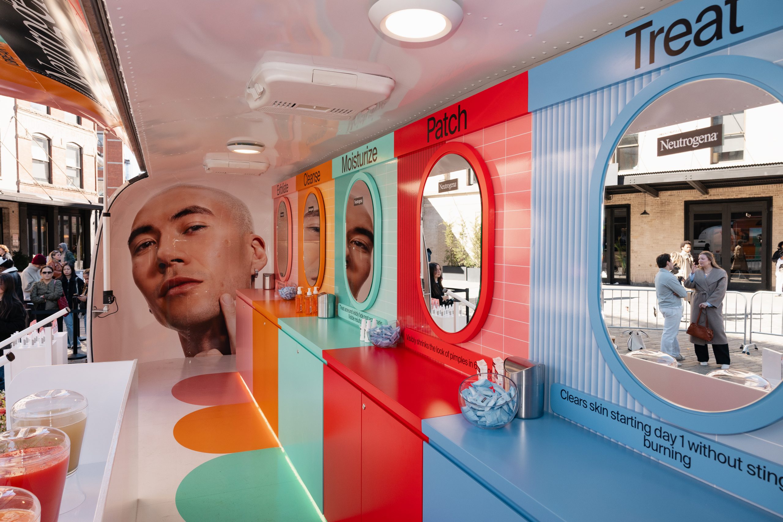 NEUTROGENA NYC POP UP - SKINCARE POP-UP EVENT - NEUTROGENA AIRSTREAM STAGE