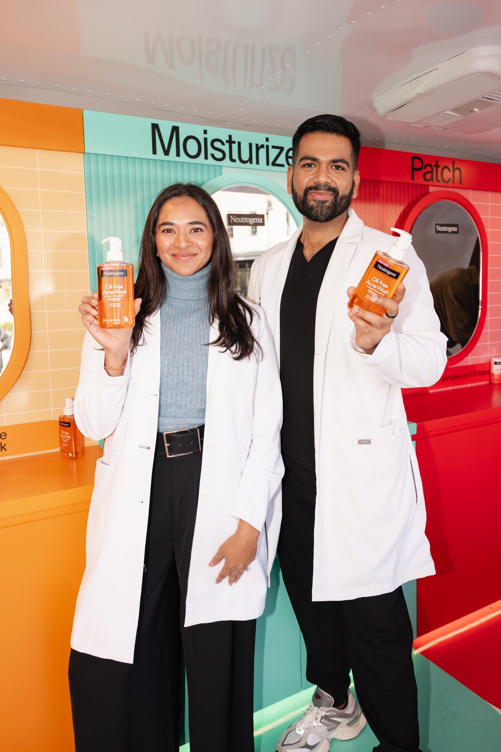 NEUTROGENA NYC POP UP - SKINCARE POP-UP EVENT - NEUTROGENA AIRSTREAM STAGE