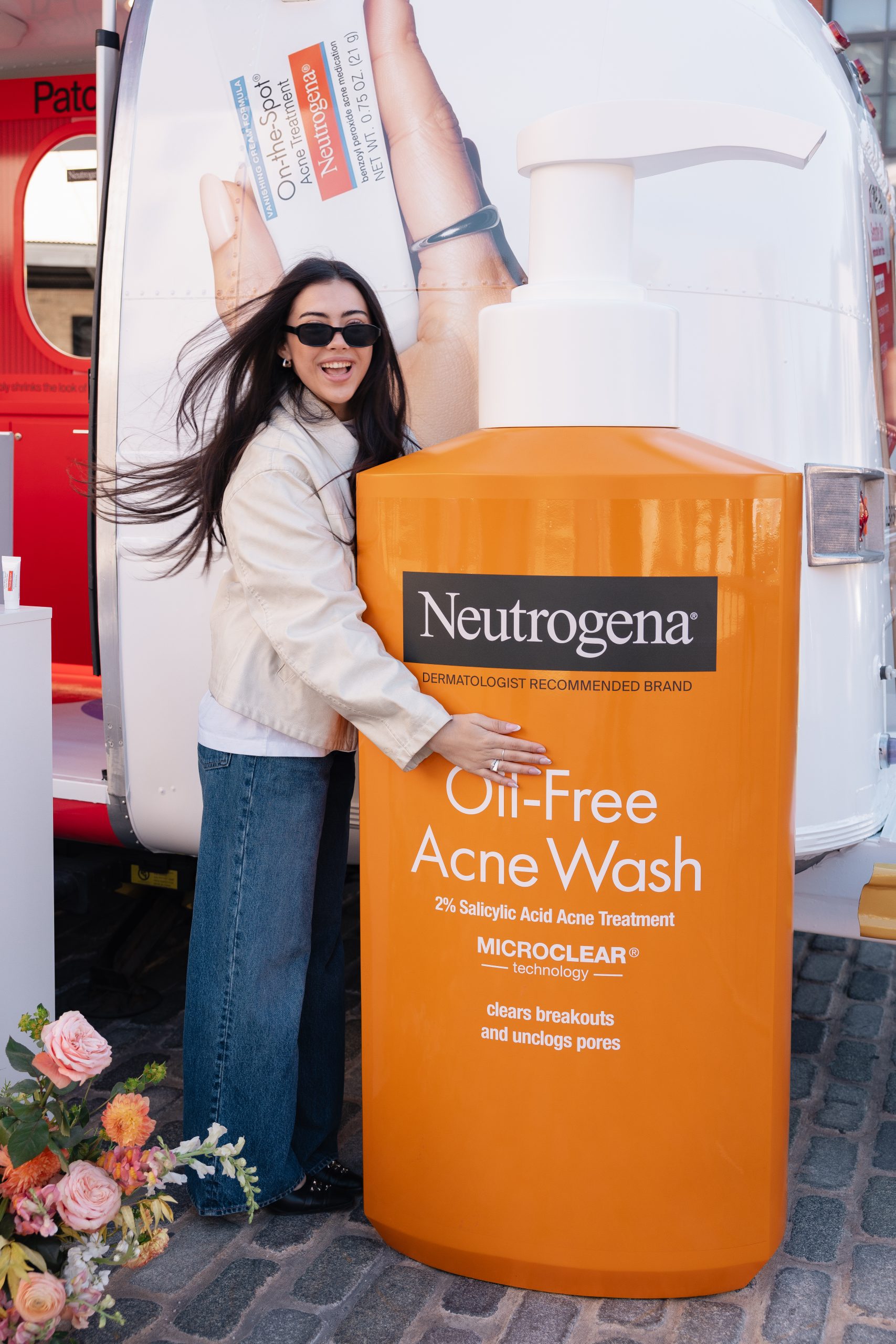 NEUTROGENA NYC POP UP - SKINCARE POP-UP EVENT - NEUTROGENA AIRSTREAM STAGE
