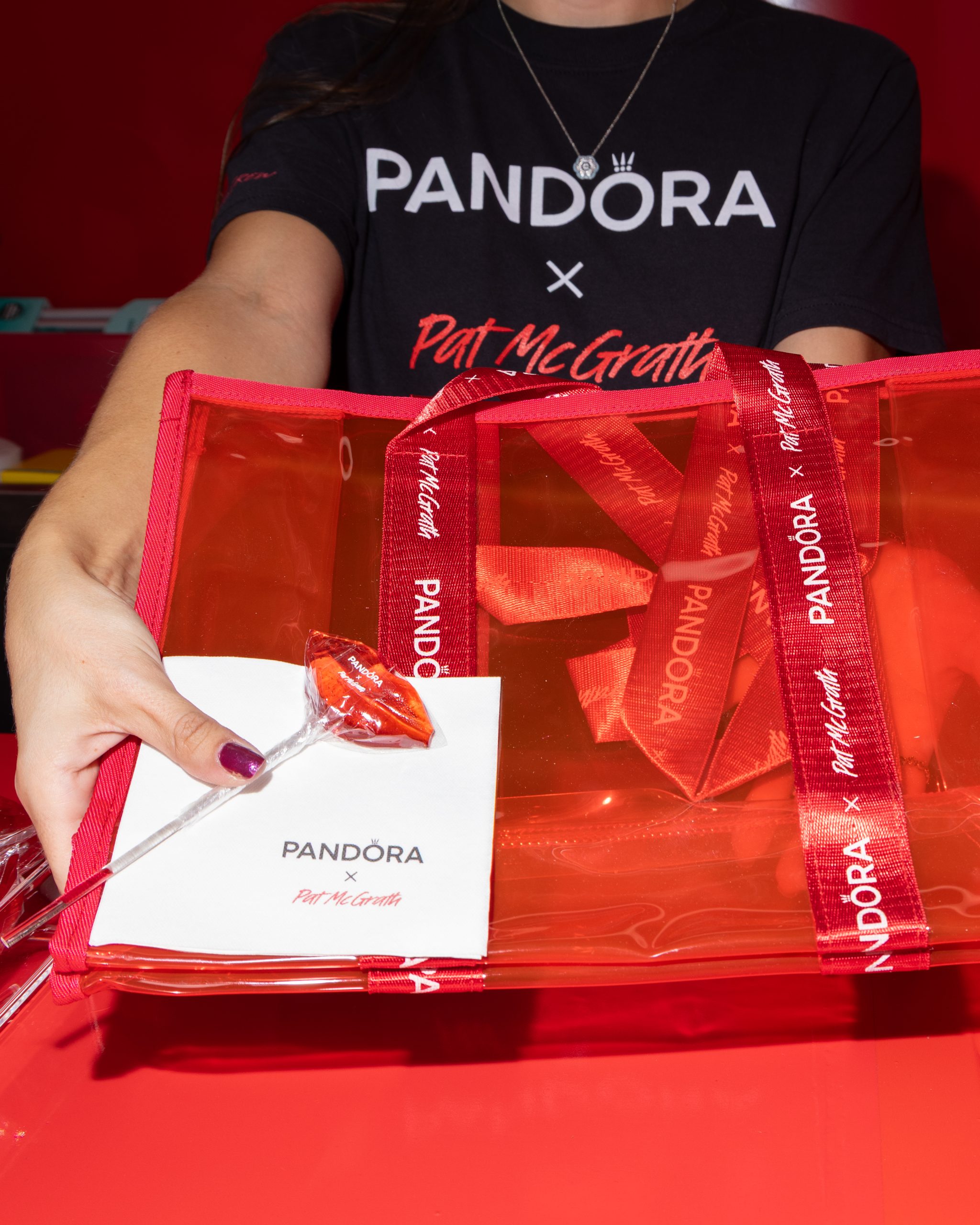PANDORA POP-UP EVENT - PANDORA PAT McGRATH - BRANDED CITROEN TRUCK