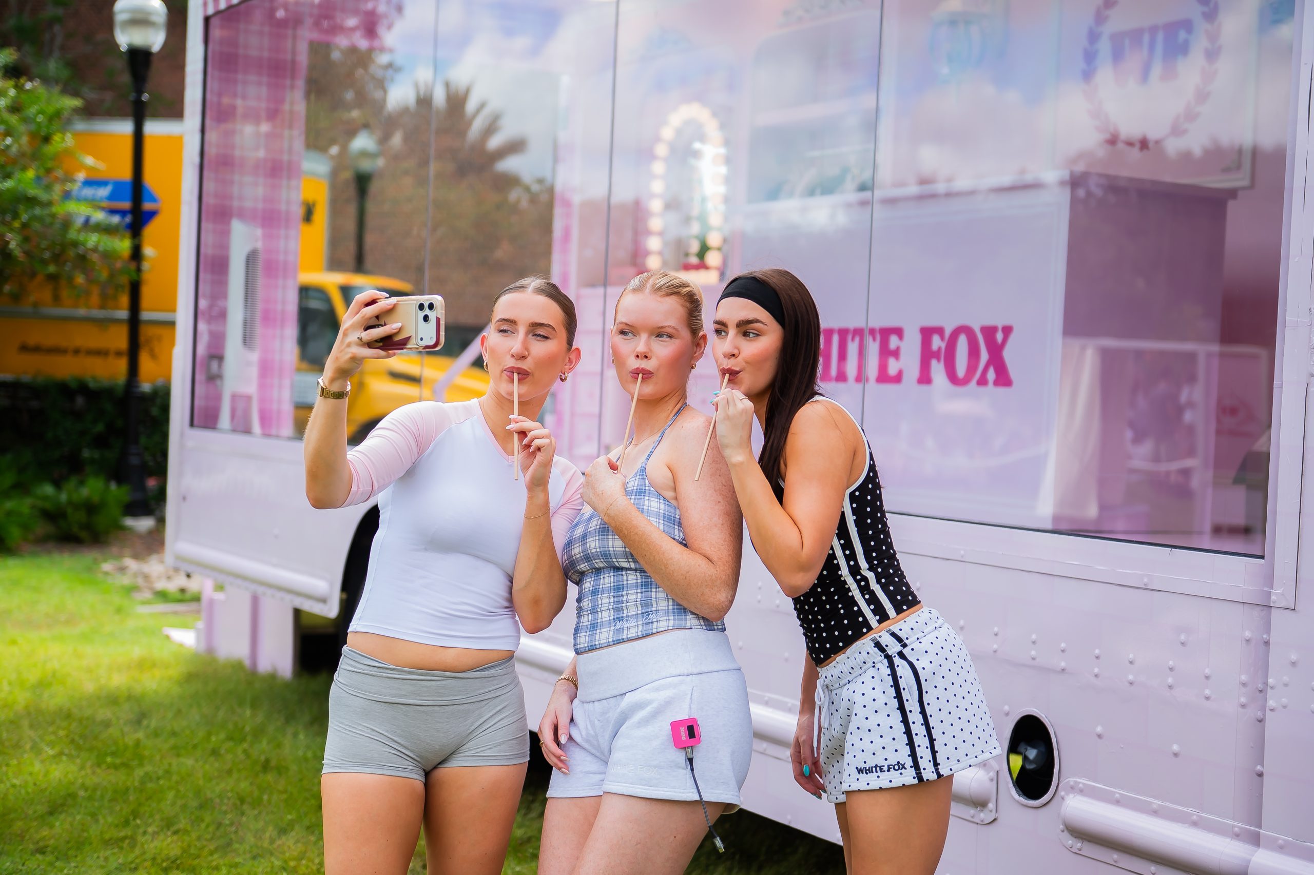WHITE FOX - COLLEGE CAMPUS BRAND TOUR - WHITE FOX MERCH TRUCK